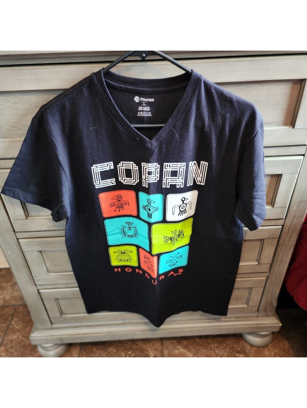 Pacer Copan Honduras Graphic V-Neck T-Shirt Black L Cotton Polyester